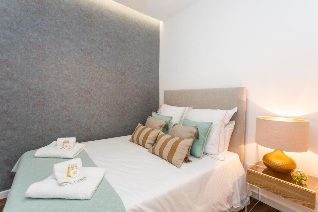 Lively 2 Bedroom In Iconic Alfama! Apartamento *